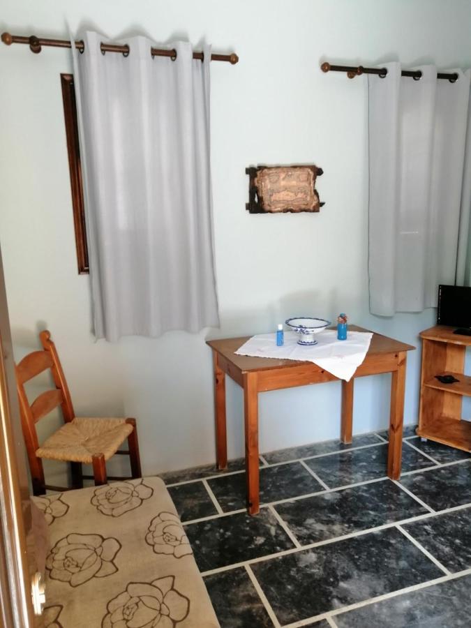 Villa Georgia 卡莱维斯 外观 照片